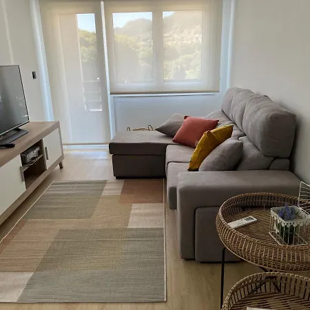 Tia Carmen, Piso Familiar En Centro Apartament Bueu